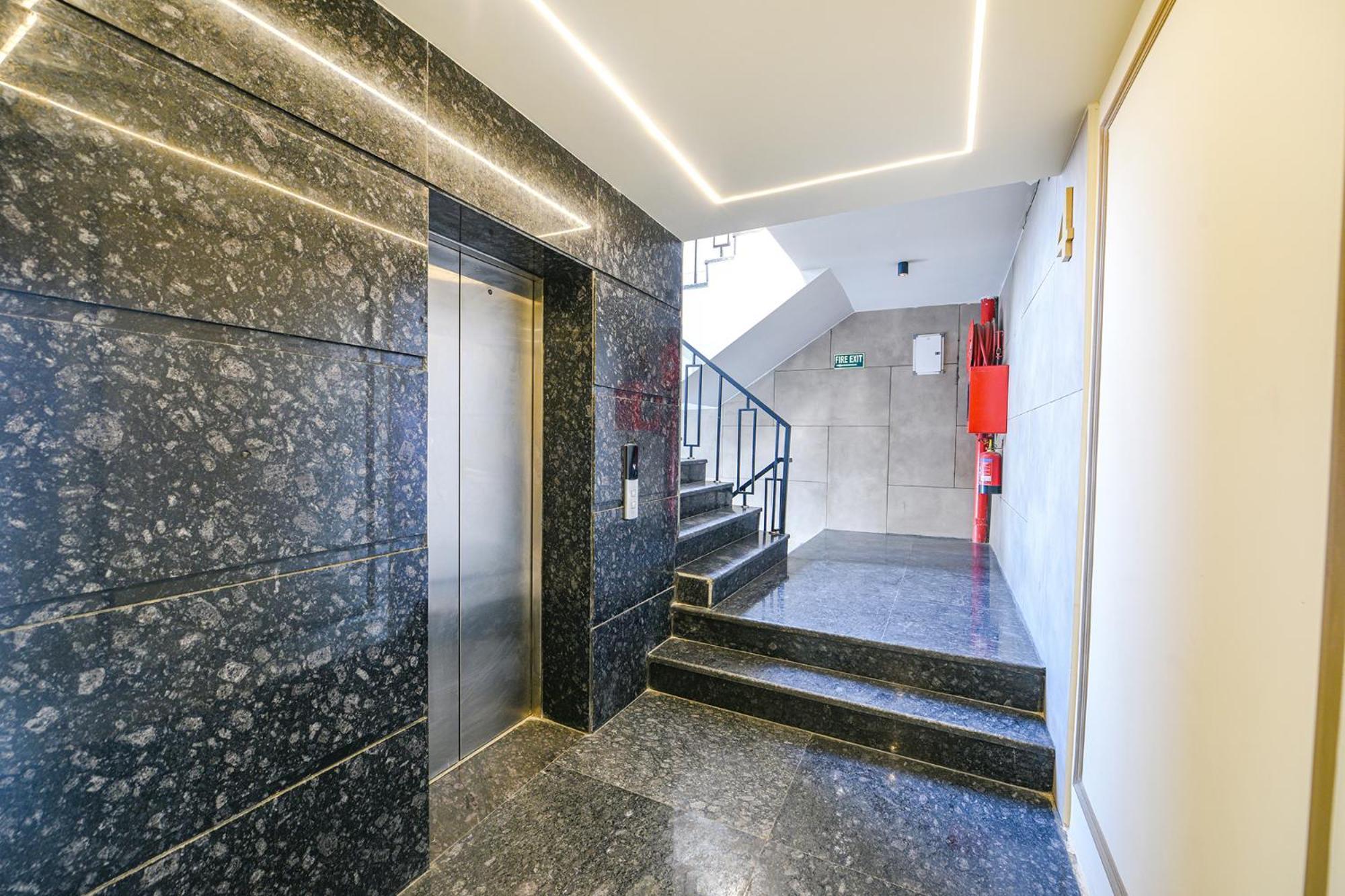 Fabhotel Prime Qotel Janakpuri Delhi  Exterior photo